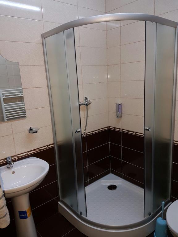 Pensiunea Narcisa Romuli Ngoại thất bức ảnh